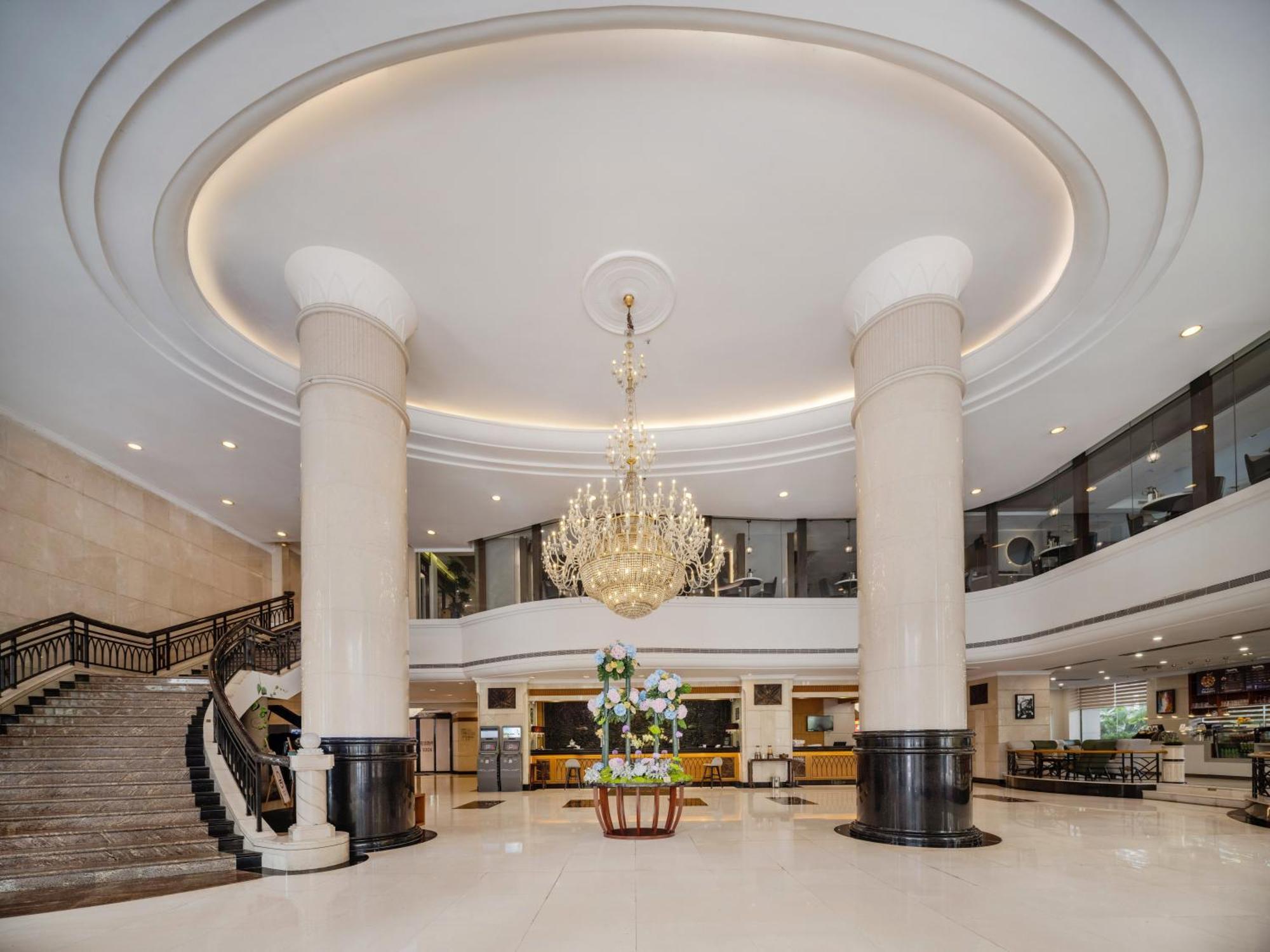 Grand Skylight Hotel Shenzhen Zhonghang Екстер'єр фото